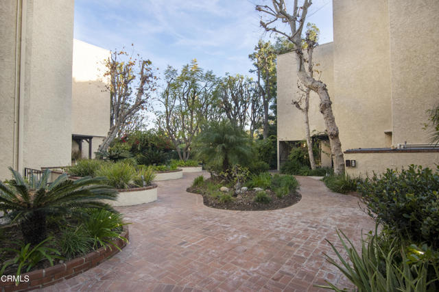 Building Photo - 497 E California Blvd