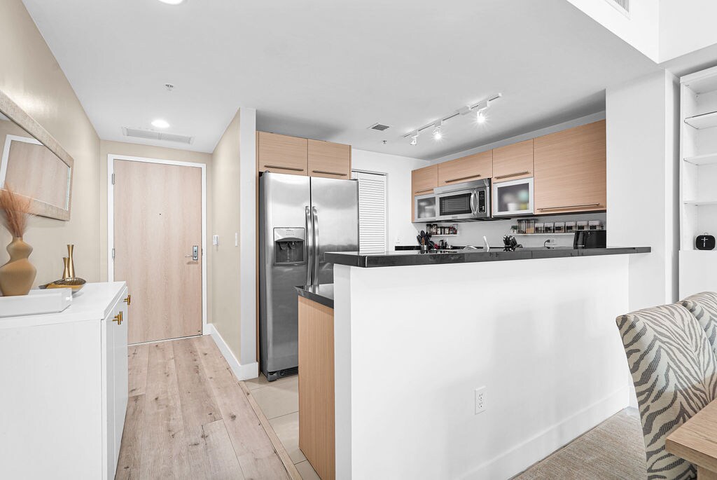 Building Photo - 244 Biscayne Blvd