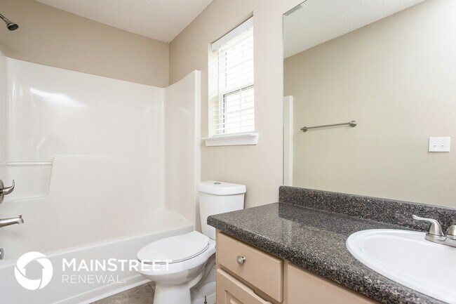 Building Photo - 447 Thistle Cove