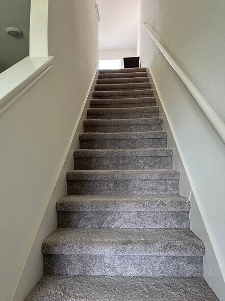 Stairs for 2nd floor - 119 Aoudad Rd