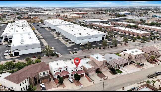 Building Photo - 11714 Dos Palmas Dr