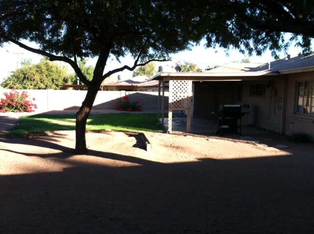 Building Photo - 6802 E Almeria Rd