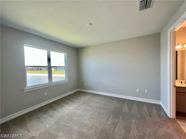 Building Photo - 842 Enbrook Lp