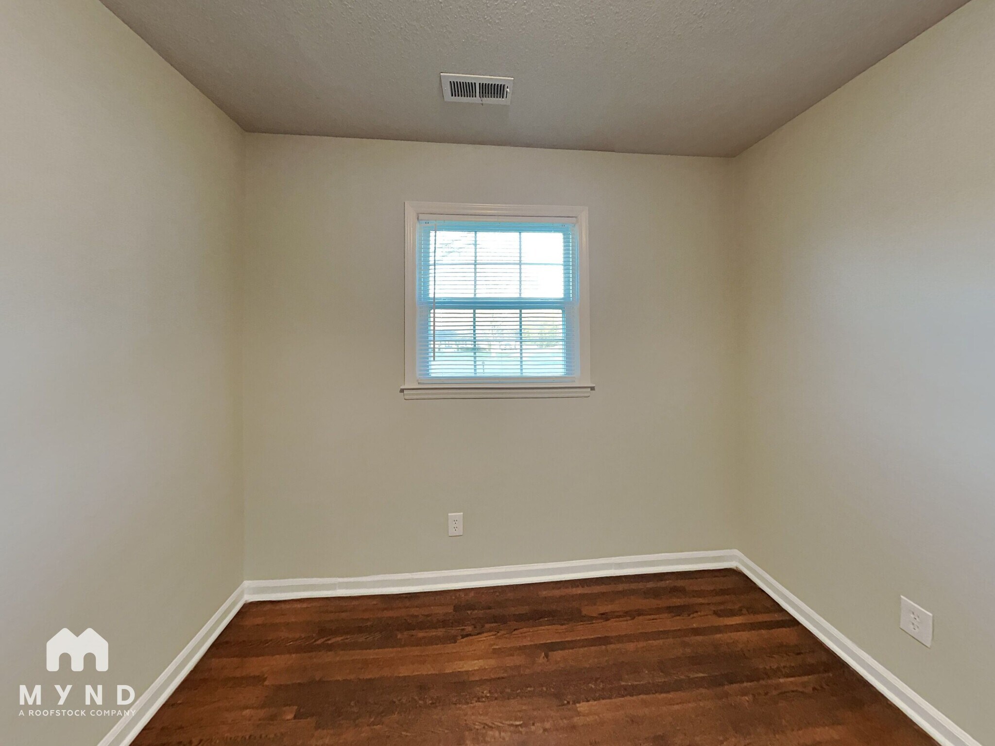 Building Photo - 10724 Arlington Church Rd