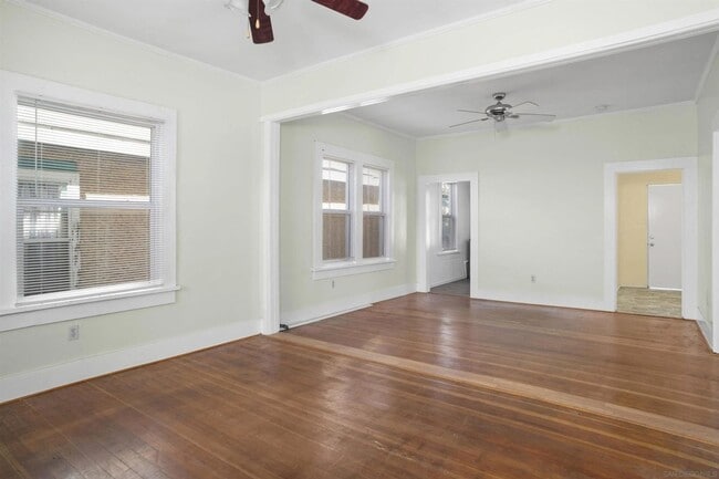 Building Photo - Charming 2 bedroom, 2 bathroom home in the heart of Logan Heights