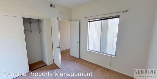 Building Photo - 2 br, 1.5 bath House - 12092 Sylvan River ...