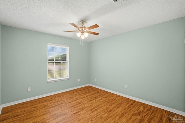 Building Photo - 4712 Thousand Oaks Blvd