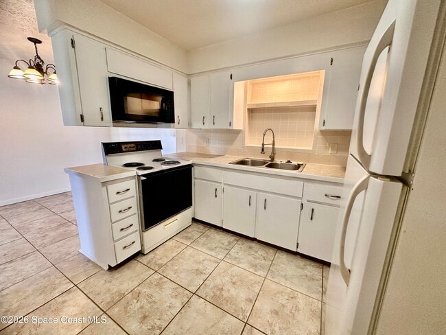 Building Photo - 2946 Matthew Dr