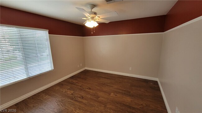 Building Photo - 453 Temple Canyon Pl