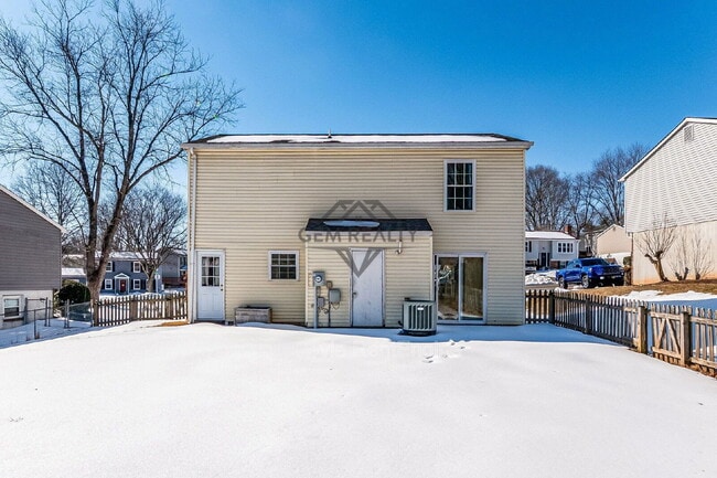 Building Photo - 13561 Princedale Dr