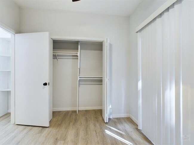 Building Photo - 2815 Rio Grande St