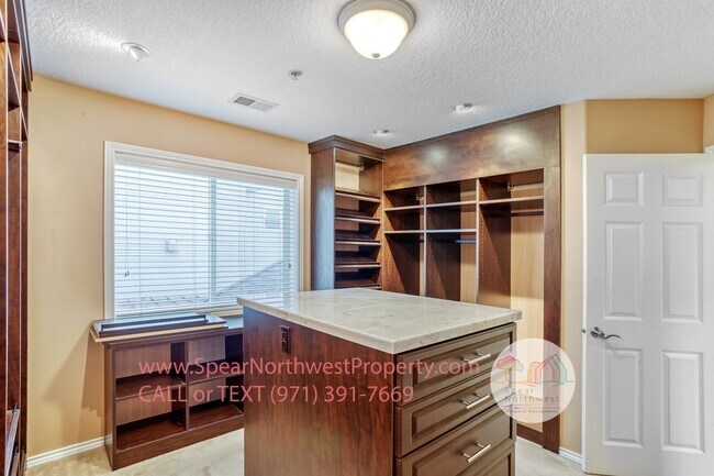 Building Photo - 15101 SW 107th Terrace