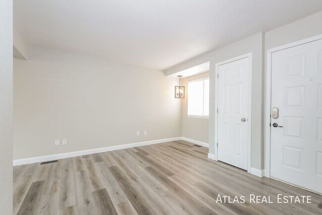 Building Photo - 16969 E Stanford Pl