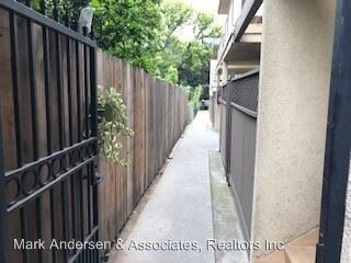 Building Photo - 387 N Mentor Ave