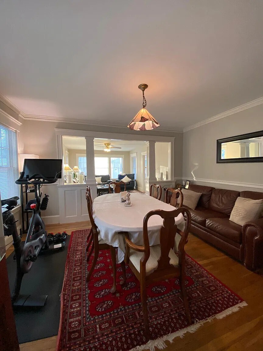 Building Photo - 7 High St