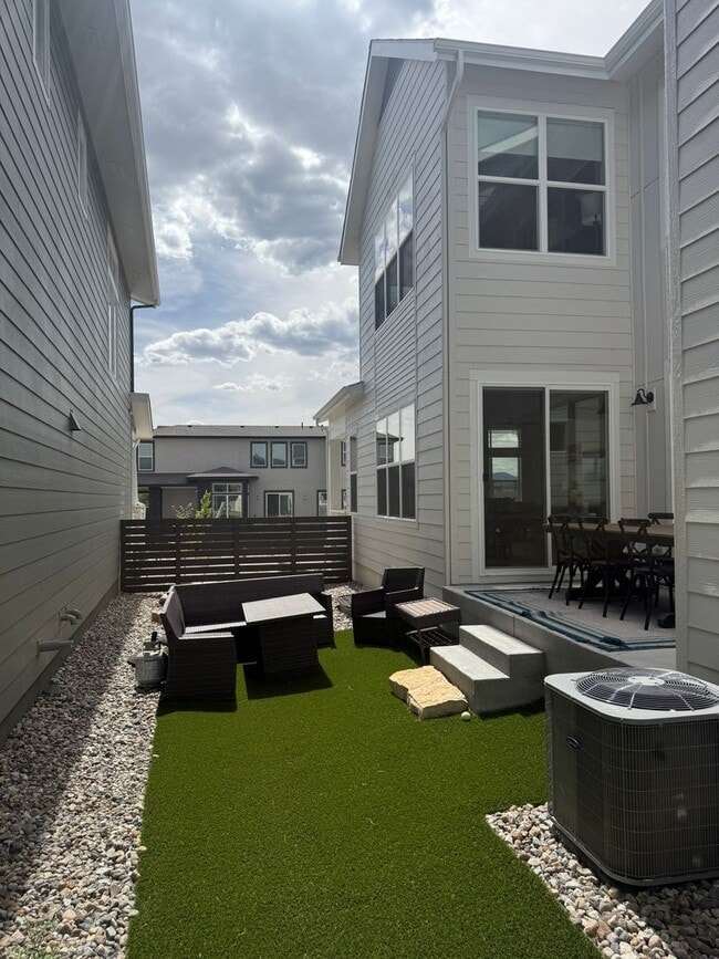 Building Photo - 9527 Carcassonne Pl