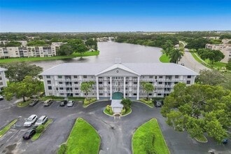 Building Photo - 1520 Whitehall Dr