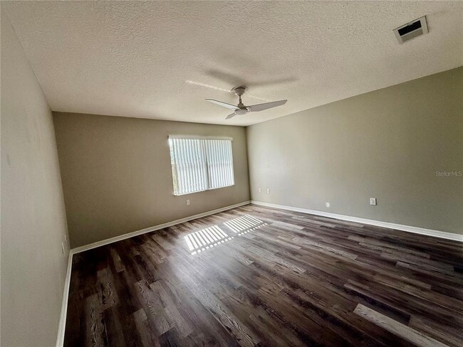 Building Photo - 1600 Woodland Dr