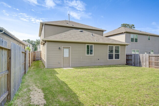 Building Photo - 338 Shady Cedar Hl Ln
