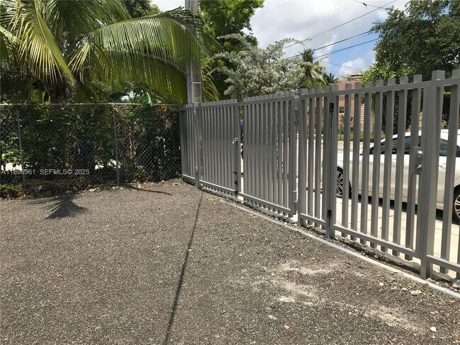 Building Photo - 5454 NW 5th Ave