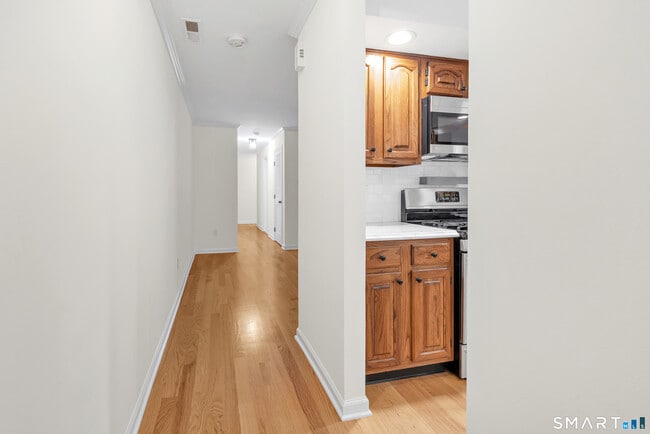 Building Photo - 259 Mayfield Dr