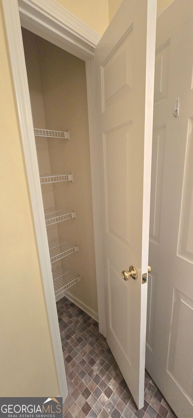 Building Photo - 45 Chemin Pl