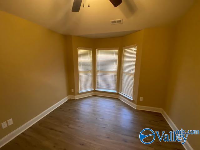 Building Photo - 109 Oak Shade Dr