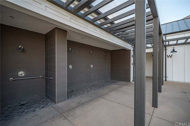 Building Photo - 2625 Verna Dr
