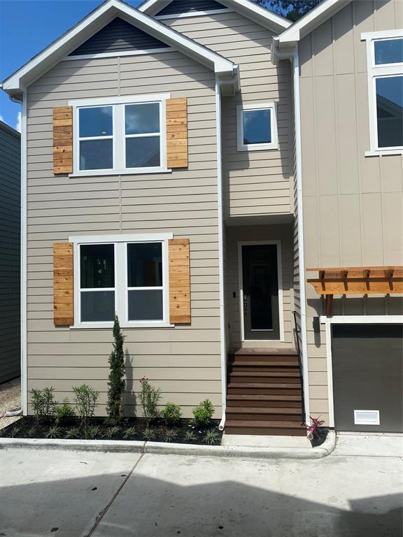 Building Photo - 3344 Pinemont Dr