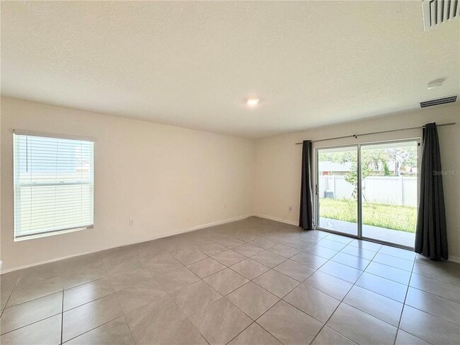 Building Photo - 31031 Silver Stage Dr