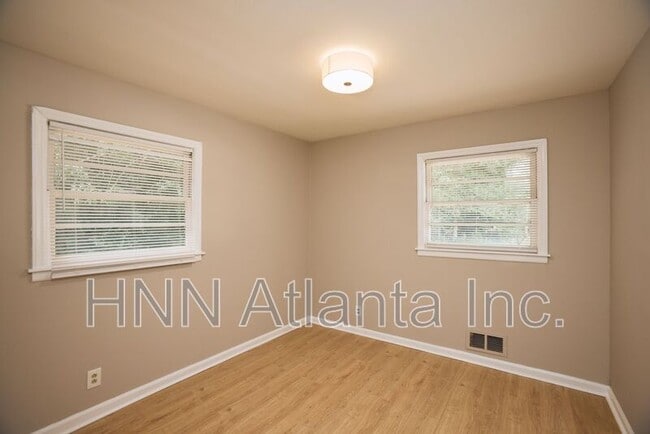 Building Photo - 2065 Nettie Ct