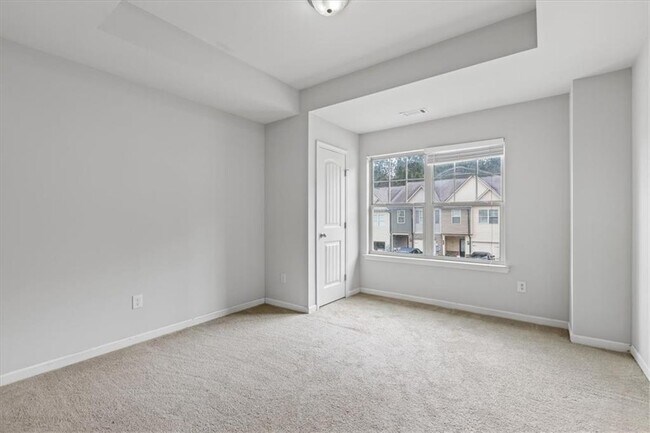 Building Photo - 360 Turtle Creek Dr