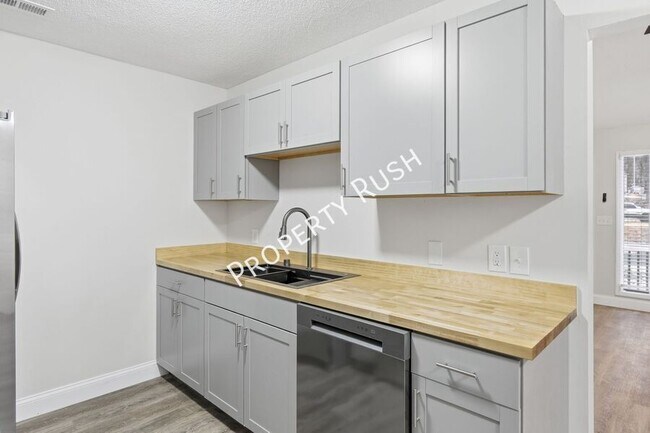 Building Photo - 6008 Champion Rd