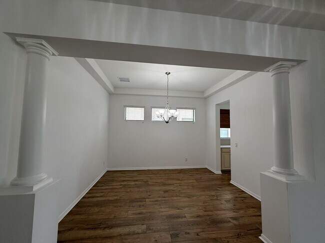 Building Photo - 1581 Canopy Pasture Dr