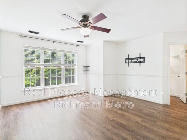 Building Photo - 1213 Magnolia Pointe Blvd