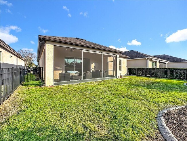 Building Photo - 2244 Antilles Club Dr