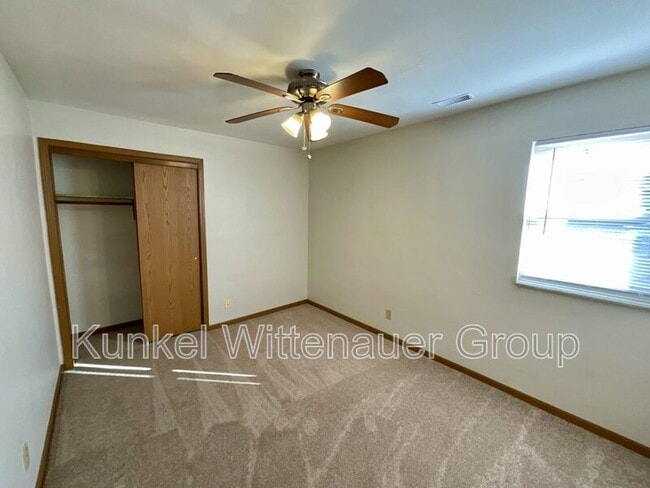 Building Photo - 1805 Jamestown Rd