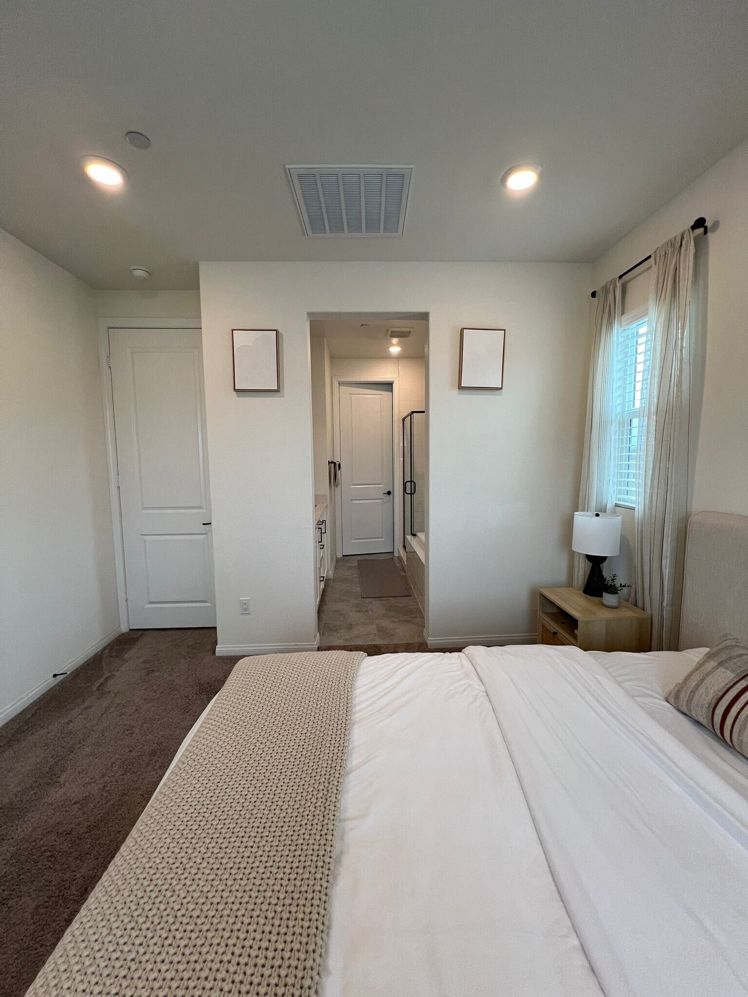 Building Photo - 27717 Stonehurst Ln