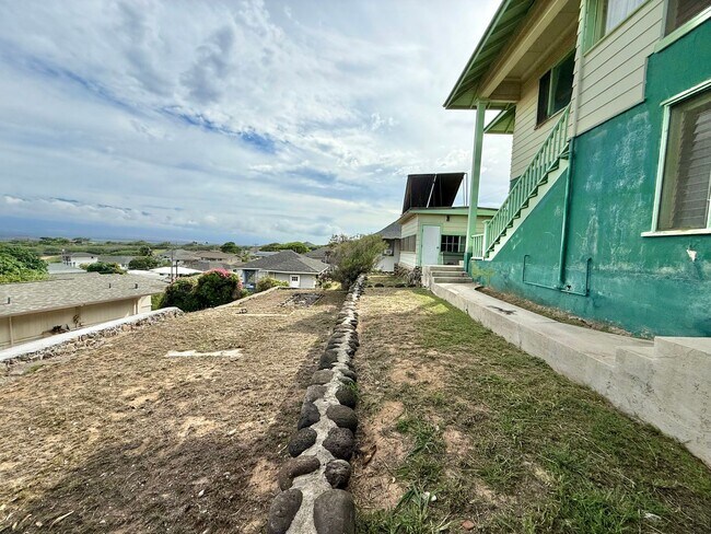 Building Photo - Partially Furnished Spacious 5 Bedroom / 2 Bathroom Home with Ocean View – Sandhills