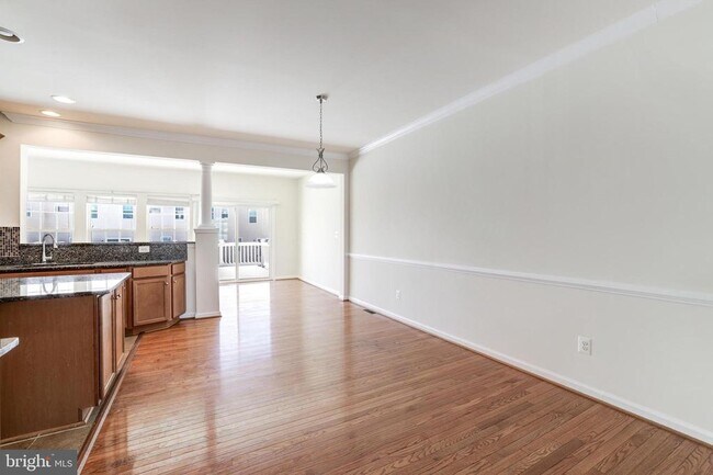 Building Photo - 25767 Double Bridle Terrace