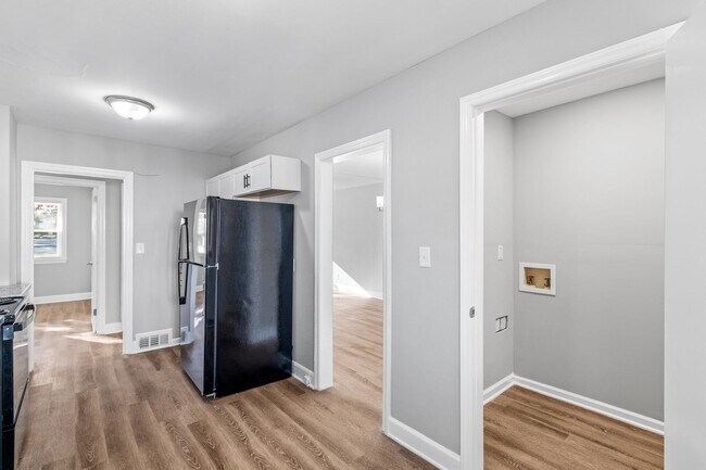 Building Photo - 2809 Keeler St