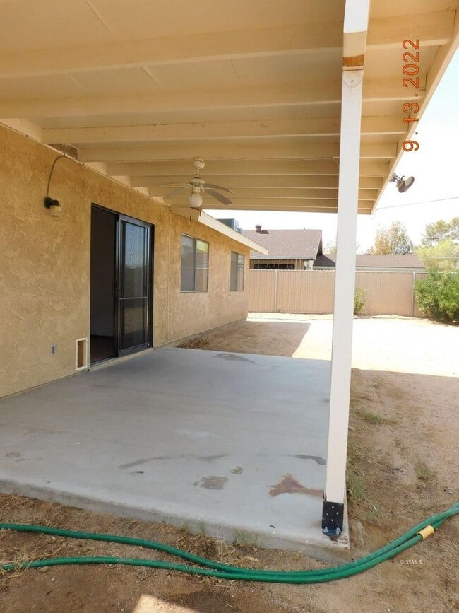 Building Photo - 330 E Wilson Ave