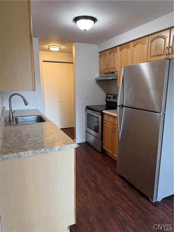 Building Photo - 343 Village Blvd N