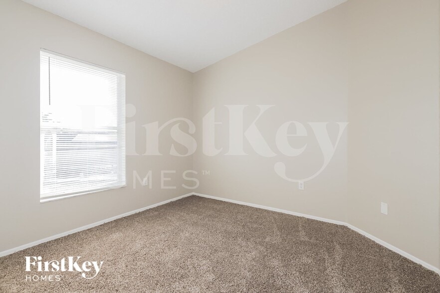 Building Photo - 785 Hunt Dr