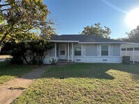 Building Photo - 2021 N Crockett St