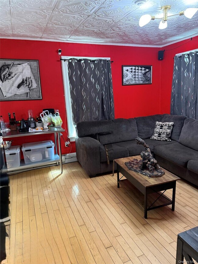 Building Photo - 64 Brookside Ave