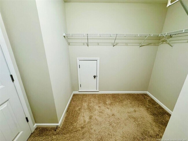 Building Photo - 843 Screech Owl Dr