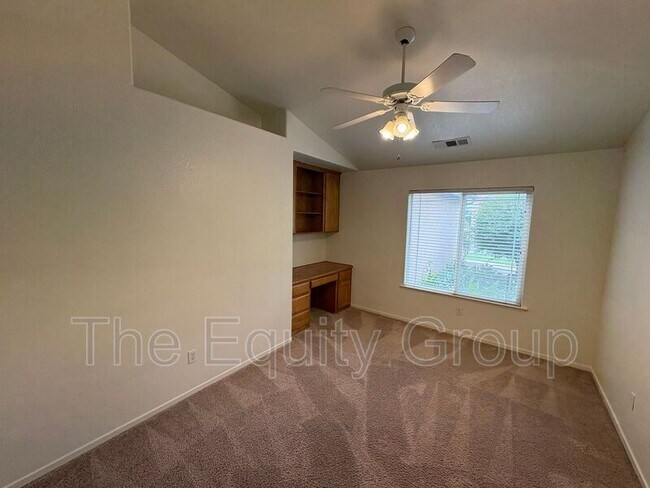 Building Photo - 3432 S Martin Ct