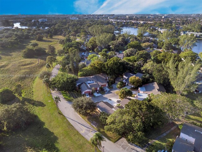 Building Photo - 3400 Cherry Garden Cir