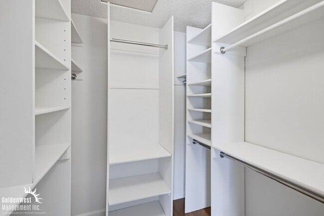 Building Photo - Beautiful 3Bdm 2Ba Home with Scenic Views in Rancho Peñasquitos!